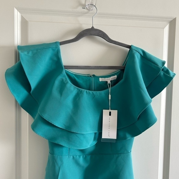 Anthropologie Endless Rose Ruffle Off The Shoulder Mini Dress Size xs Te… - Picture 3 of 11